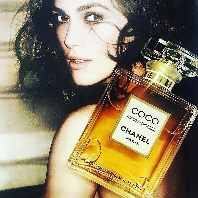 Особенность рекламы духов CHANEL Coco Mademoiselle