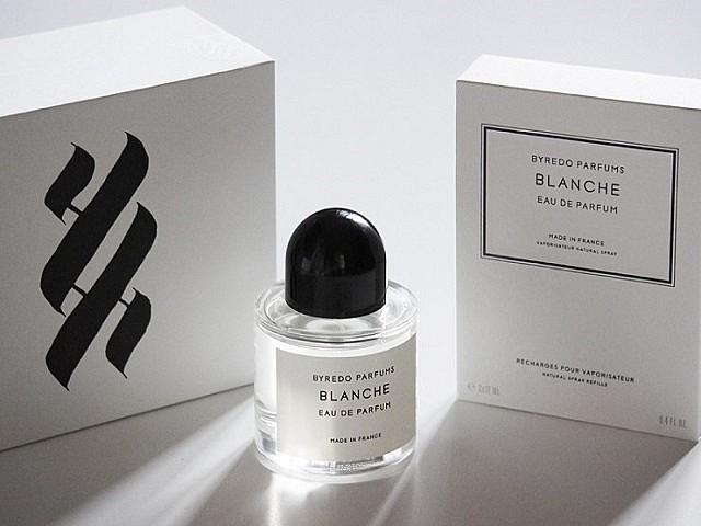 духи blanche byredo